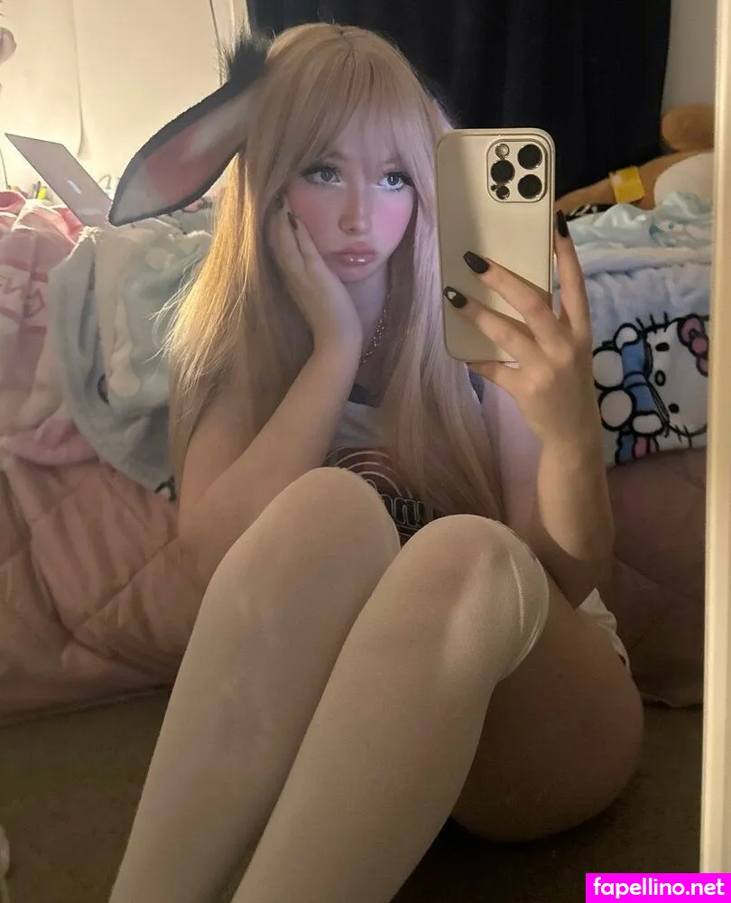 bimbogrlfriend, julie, juliekkuma_, thankyousnext Nude Leaked OnlyFans Photo #8nWIBB2DVt