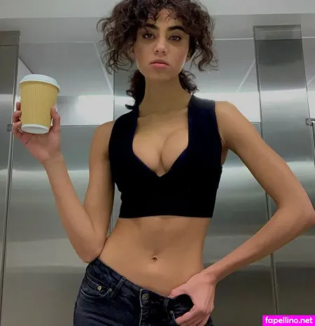 Bimboubermensch OnlyFans Thumbnail #fmAdnF8BSZ