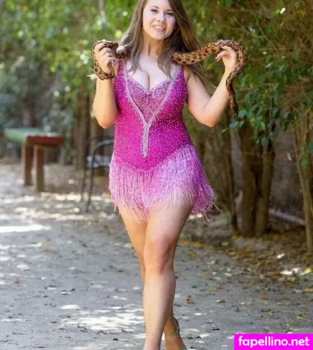 Bindi Sue Irwin OnlyFans Thumbnail #HZM6RQRlmH