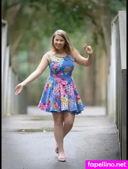 Bindi Sue Irwin OnlyFans Thumbnail #t6GLDvEMP0