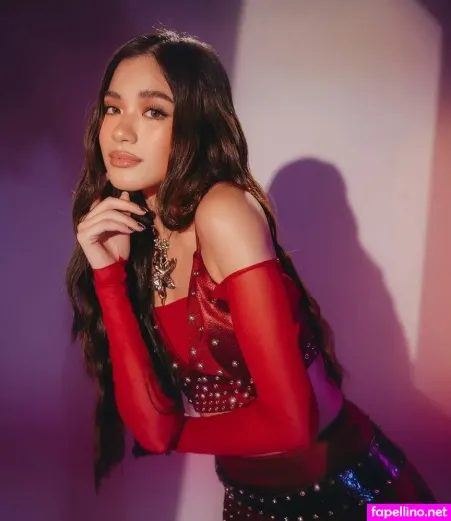 Bini Aiah OnlyFans Thumbnail #YPlJIfG4Di