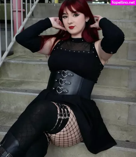 Biologistinbeauty 1 OnlyFans Thumbnail #WYx7ckynUl