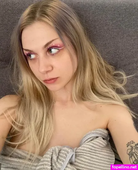 Bipolyaro4kaaa OnlyFans Thumbnail #UccucN3BMj