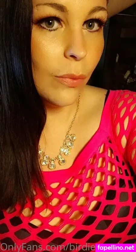 Birdievoncherri OnlyFans Thumbnail #USkeTO1VuP