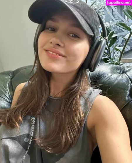 Birdy Person OnlyFans Thumbnail #HGNSUhnyVS