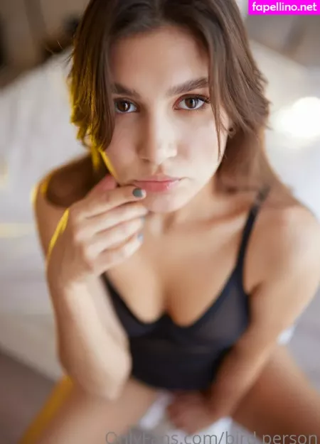 Birdy Person OnlyFans Thumbnail #zTaVHUJemB