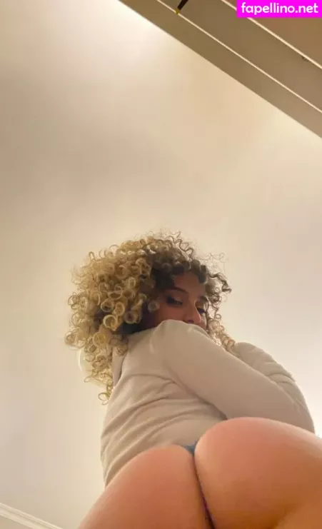 Bisou Cs OnlyFans Thumbnail #wvIgweFIuD