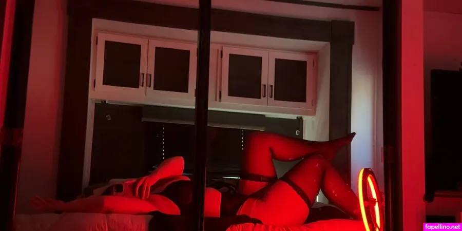 Bitchinblondiex2 OnlyFans Thumbnail #3Z5GZa5wyw