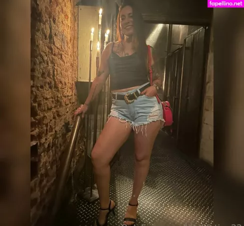 Bitchlatina22 OnlyFans Thumbnail #x4yMTTTraw