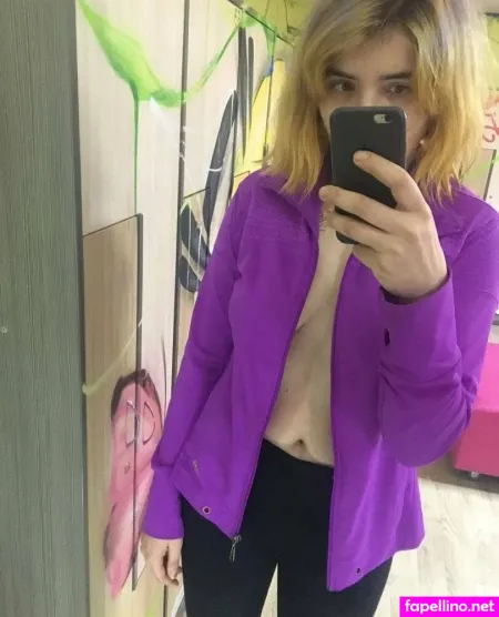 Bitterhoney99 OnlyFans Thumbnail #YYtbRQPoC2