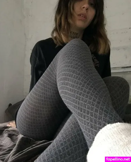 Bitterhoney99 Main Profile Photo