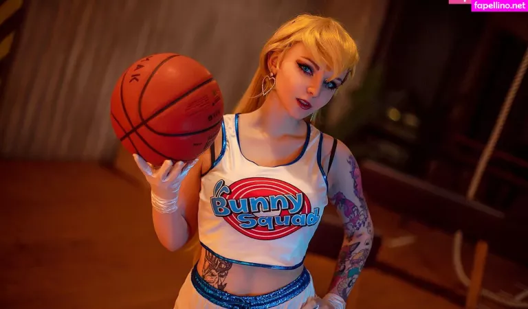 Bizarre Deer OnlyFans Thumbnail #Lin6wZrNPQ