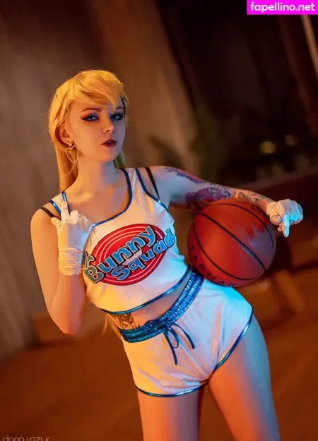 Bizarre Deer OnlyFans Thumbnail #SiEBansiUF