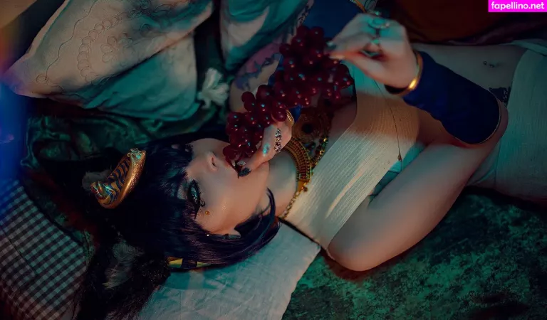 Bizarre Deer OnlyFans Thumbnail #nAfm9YZcKO