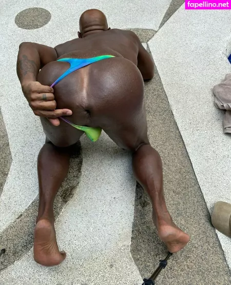 Blackgaybooty 1 OnlyFans Thumbnail #DlGAqItgHH