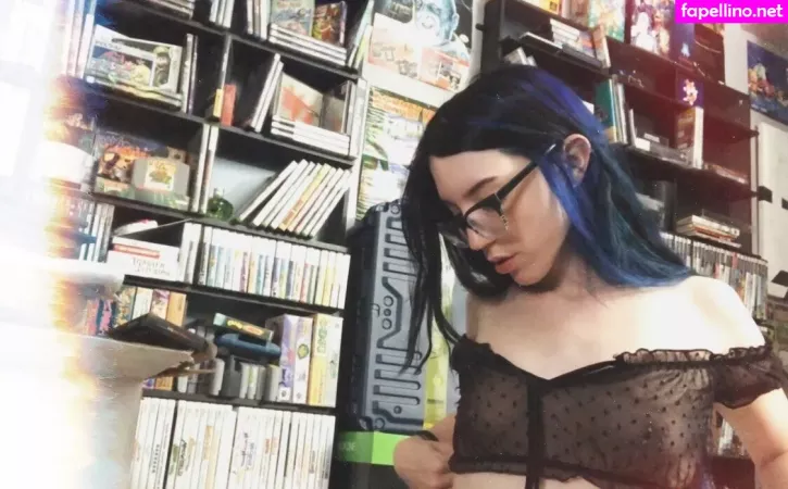 Blackhairporcelainskin OnlyFans Thumbnail #fXLNzDZ44Q