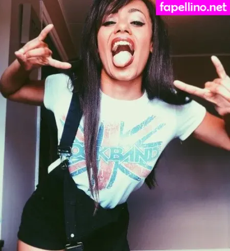 Blackkrystel OnlyFans Thumbnail #Ag9T7xYH8i