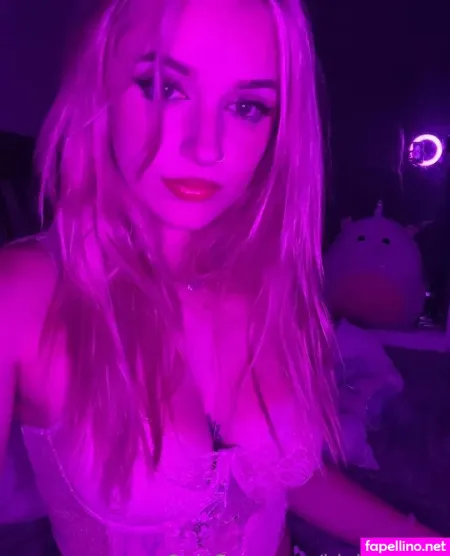 Blakebloom OnlyFans Thumbnail #HCp5hKRSdd