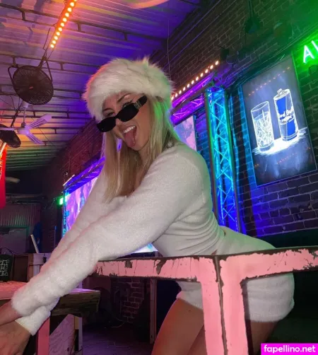 Blakely Ricketts OnlyFans Thumbnail #PXGGnDnCE7