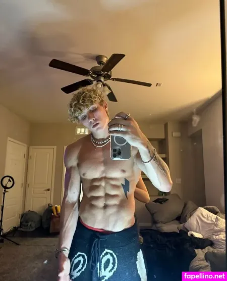 Blakesbigsecret OnlyFans Thumbnail #UIQg0F8vJV