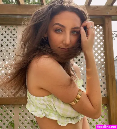 Blangelaaa OnlyFans Thumbnail #gQ3Du9lyBF