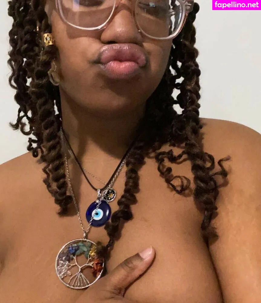 black_bunni_22, fhilladoll, theyenvydiamondd_ Nude Leaked OnlyFans Photo #PpLmRJ76aD