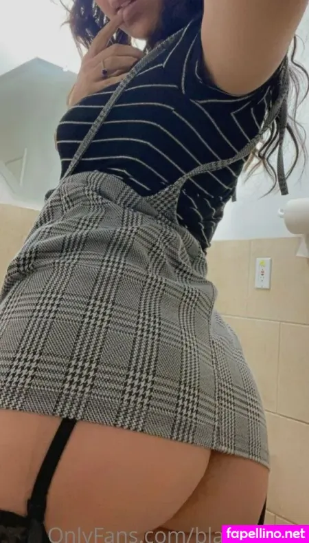 Blazelizzie2 OnlyFans Thumbnail #F0zY0dYyd6