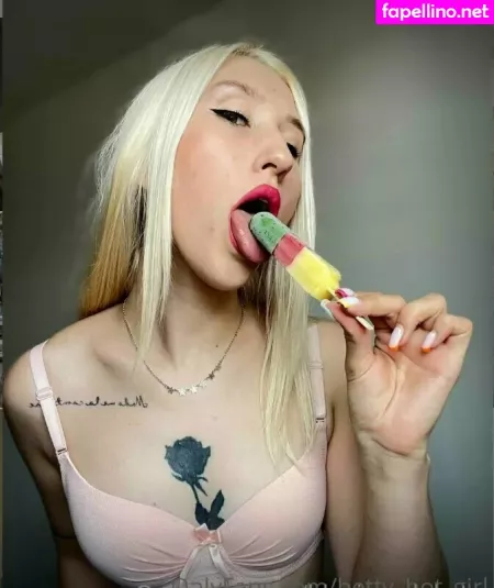 Blazing Dakota OnlyFans Thumbnail #6xEfUygEAr