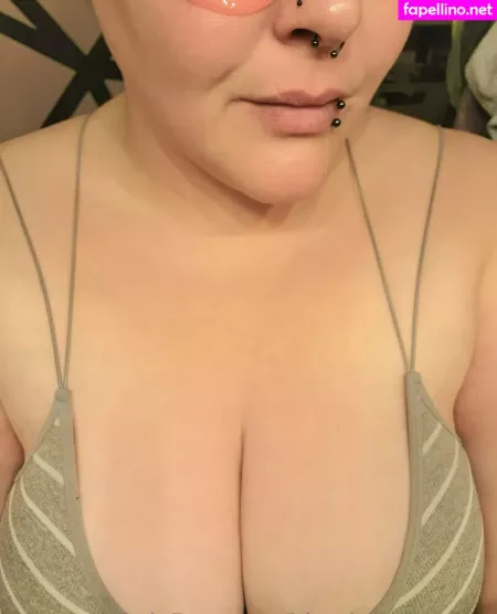 Blemishedbeauty OnlyFans Thumbnail #1TEVJl82tx