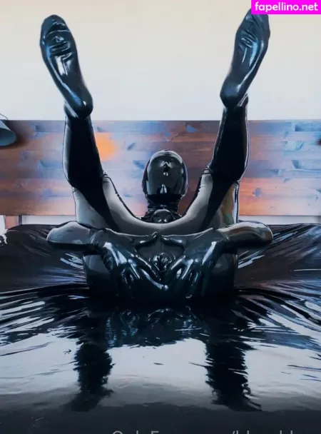 Blgrubber OnlyFans Thumbnail #LwQqC7AJoW