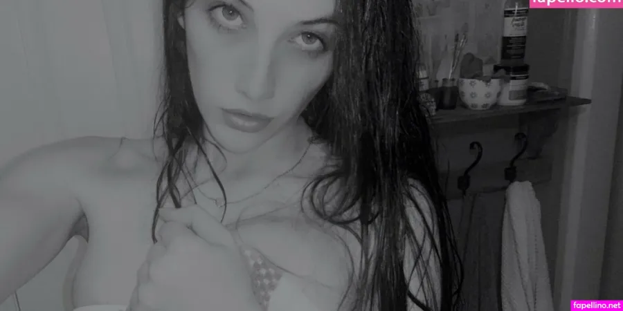 Blissfulbella4 OnlyFans Thumbnail #XUw5mqPRiD