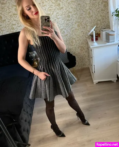 Blonde Admin OnlyFans Thumbnail #9Y8G0Q87cu