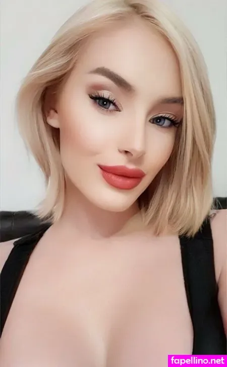 Blonde Anna OnlyFans Thumbnail #a8nsP6YU2Y