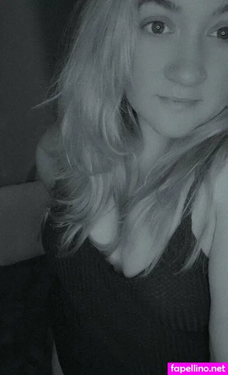 Blonde Bunnie OnlyFans Thumbnail #vnsCKL495x