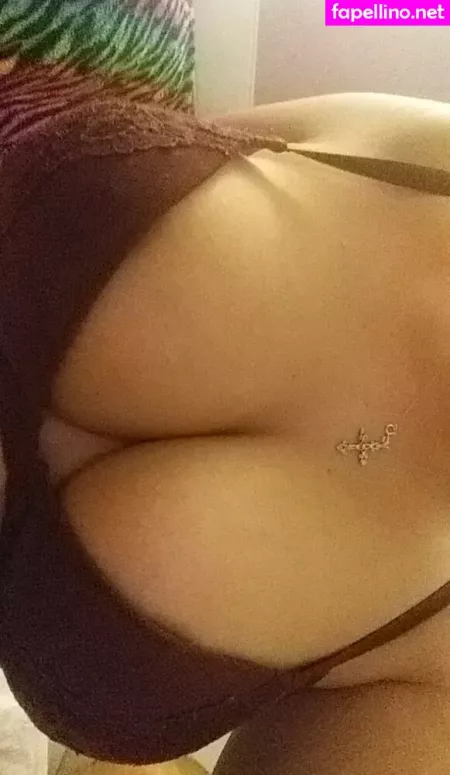 Blonde Honey22 OnlyFans Thumbnail #1uqcrhhMdj