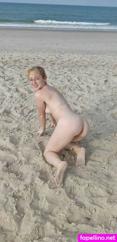 Blonde Katie OnlyFans Thumbnail #QNr9c3KtTN