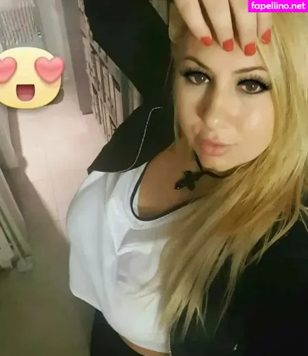 Blonde Maria OnlyFans Thumbnail #f4Upnh4Hnu