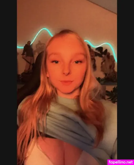 Blonde Vivi OnlyFans Thumbnail #cqLZEaxvqo