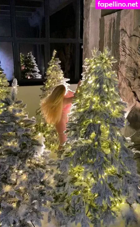 Blondeany OnlyFans Thumbnail #YdxEPVcImN