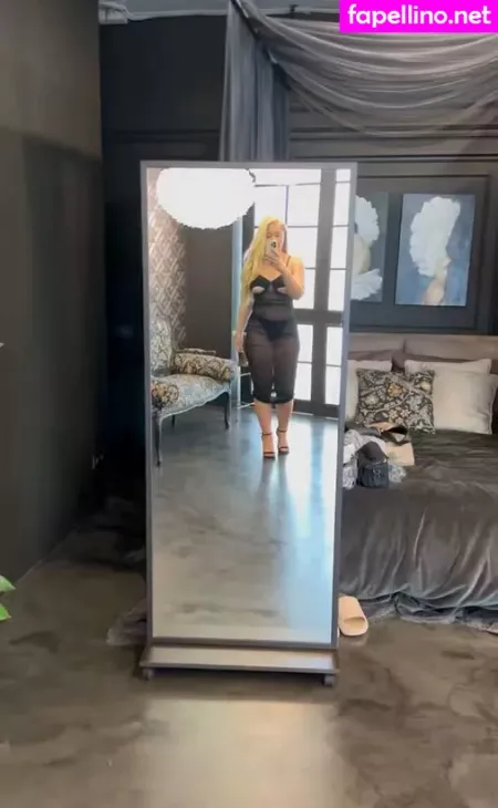 Blondeany OnlyFans Thumbnail #cIbTh0HDcB