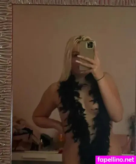 Blondebarbiebitch Main Profile Photo