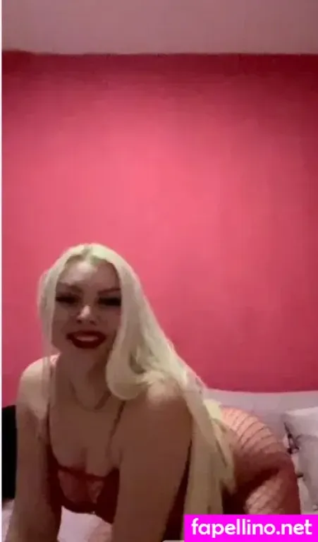 Blondebarbiebitch OnlyFans Thumbnail #ZwlERQ1qqS