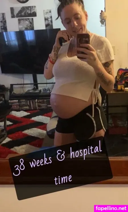 Blondebitch2748 OnlyFans Thumbnail #4QxNFIuZds