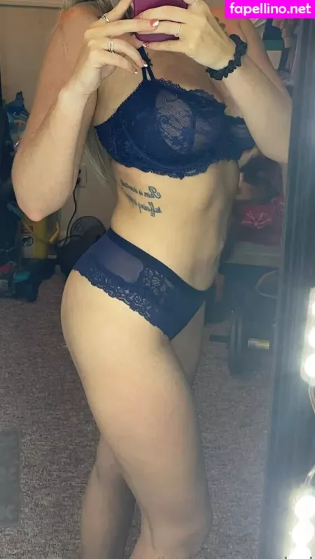 Blondebombshell18 OnlyFans Thumbnail #PntnenOSyj