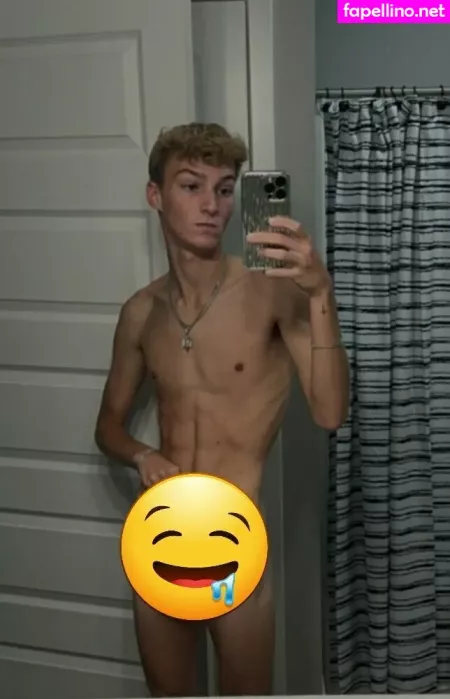Blondeboybradfree OnlyFans Thumbnail #Apr0yRpZjg