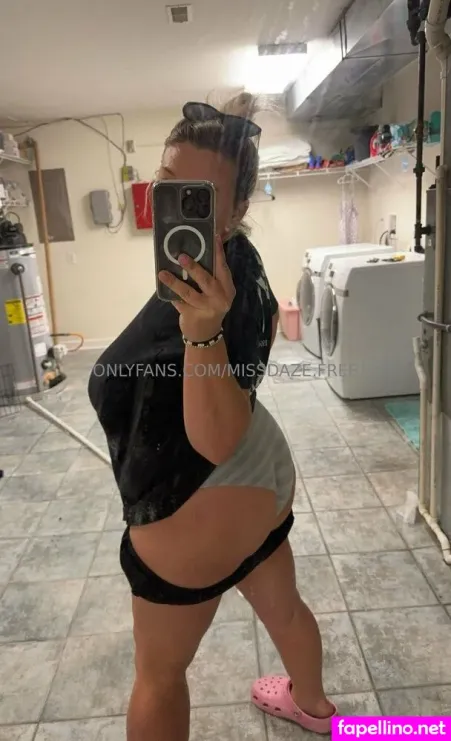 Blondebronzebad OnlyFans Thumbnail #kfK8zU9KcW