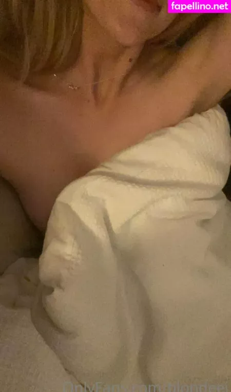 Blondeej OnlyFans Thumbnail #cBZQBUY5wQ