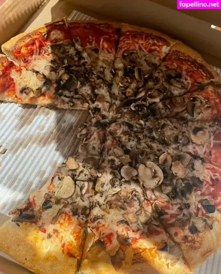 Blondefeedee OnlyFans Thumbnail #Z9GianBEVb