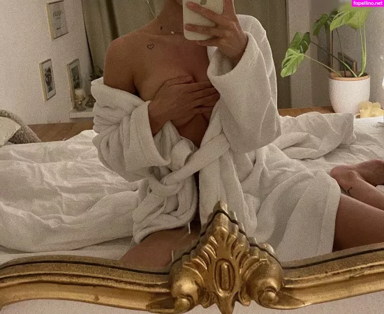 Blondegermanx OnlyFans Thumbnail #1aP0w3Za4s