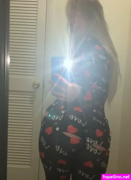 Blondehonney2 OnlyFans Thumbnail #c752vCbOOj